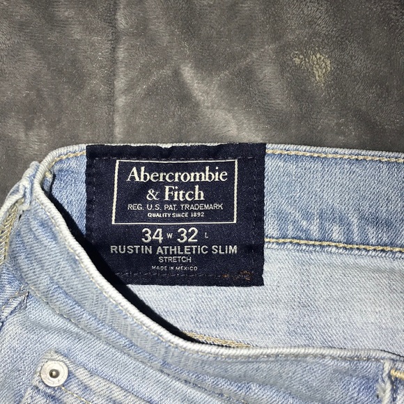 Abercrombie Jeans Light Wash - Picture 1 of 3